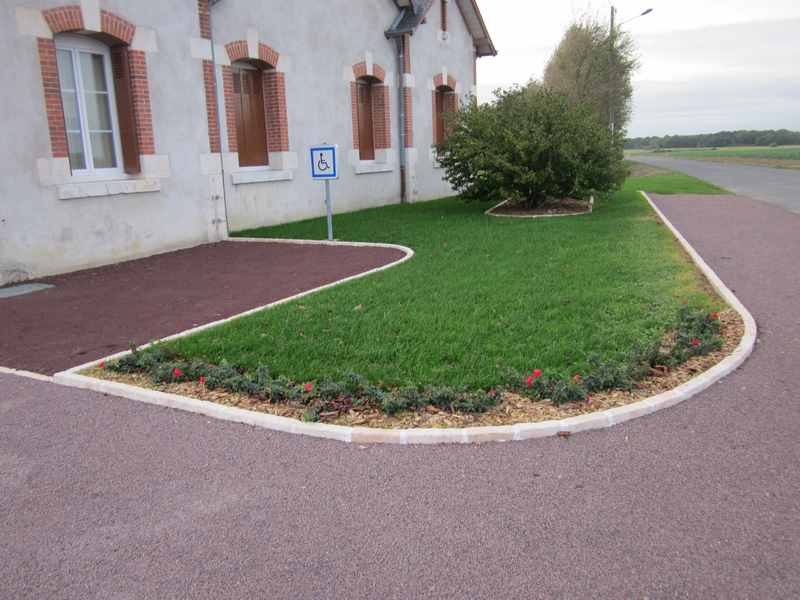 Logo de GIRARD PAYSAGE, société de travaux en Entretien de jardin (ponctuel ou à l'année)