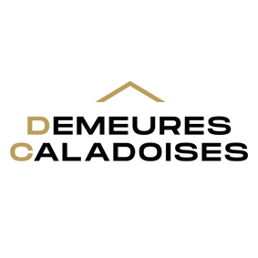 Logo de DEMEURES CALADOISES EXTENSION RENOVATION, société de travaux en Construction de maison en bois