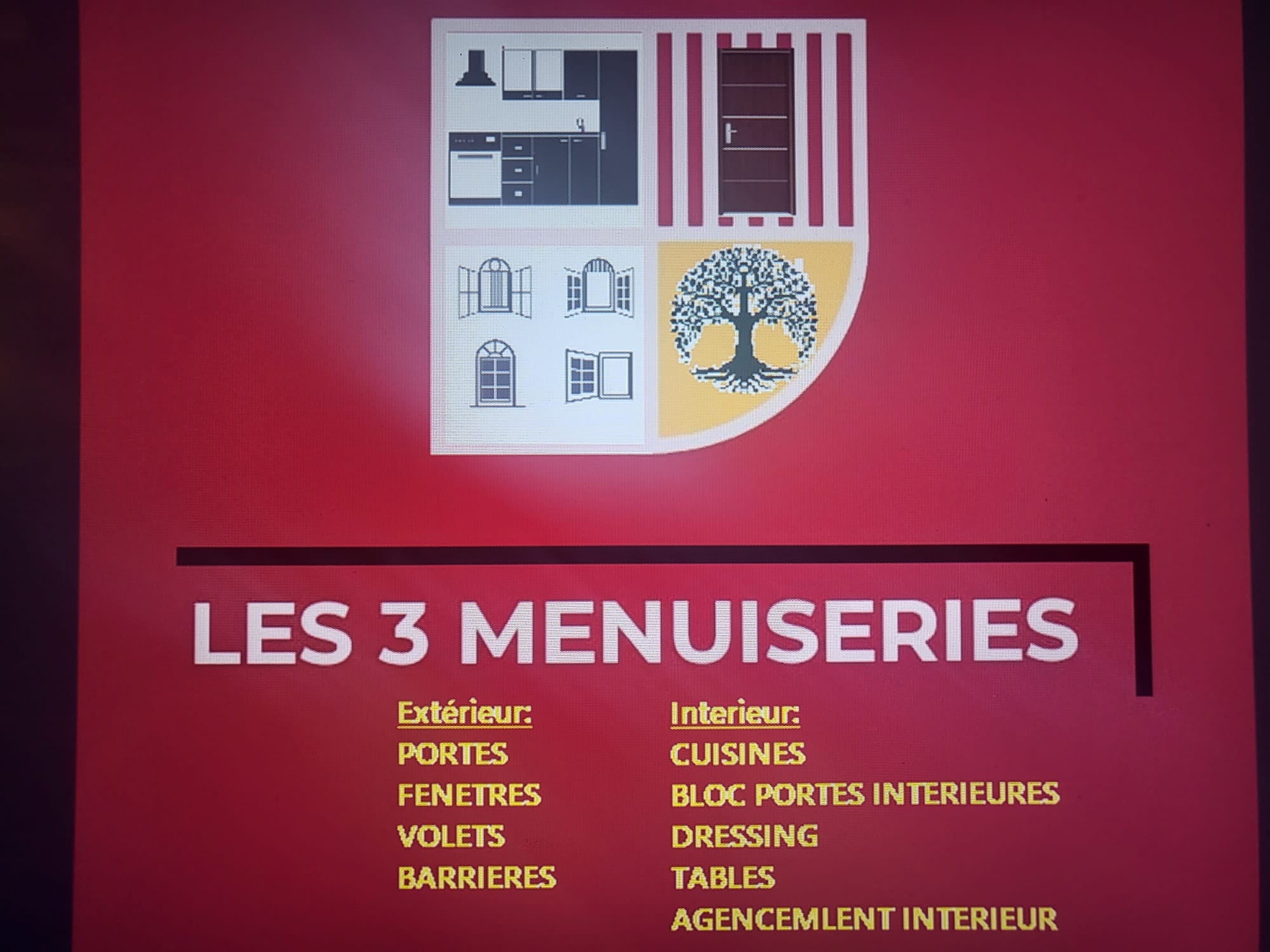 Logo de les3menuiseries, société de travaux en Fourniture et installation d'une ou plusieurs fenêtres